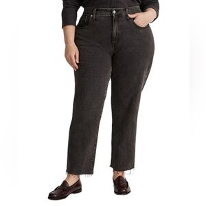 Madewell The Curvy Plus Perfect Vintage Straight Jean in Lunar Wash